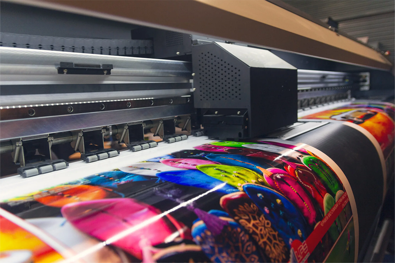 Máquina de impressão digital em grandes formatos